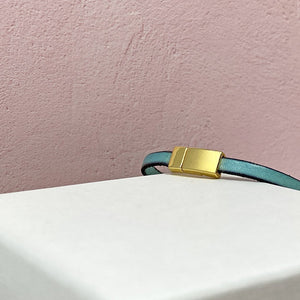 Shelly leather bracelet back clasp
